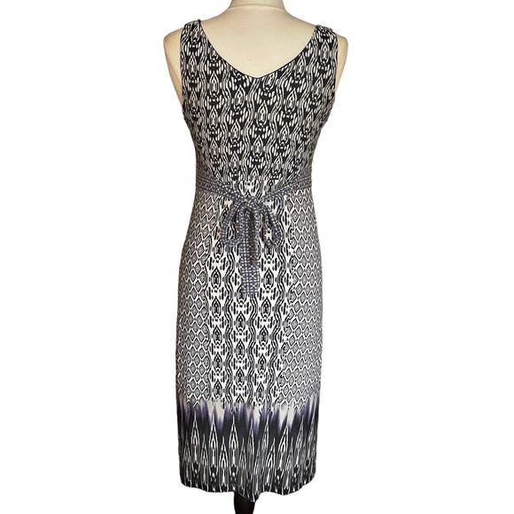 Athleta Midi Dress Sz M Tall Built in Bra Black Batik Print Modal Knit Empire - Picture 2 of 11